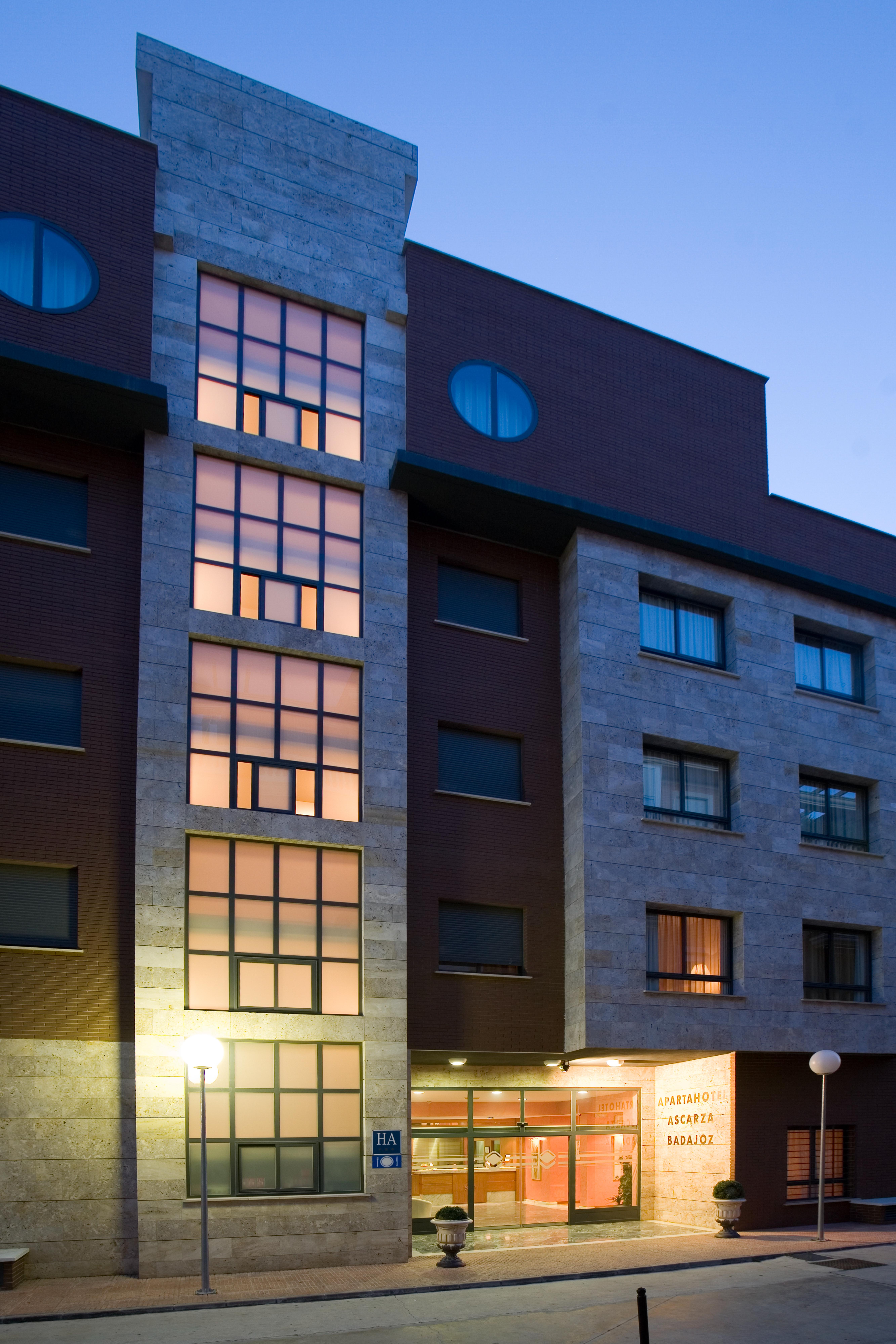 Aparthotel Mm 巴达霍斯 外观 照片